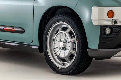 This $880 Kit Turns Suzuki’s Boxy Kei Car Into A Retro Off-Roader