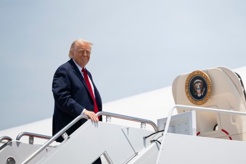 Trump Suggests He Won’t Renew US-Mexico-Canada Agreement
