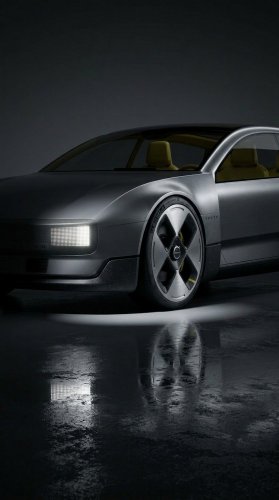 A Slate Designer Spent His Spare Time Redrawing Volvo’s Lost Wagon