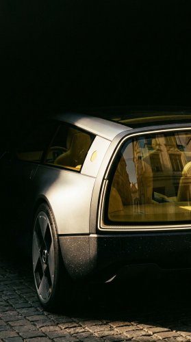 A Slate Designer Spent His Spare Time Redrawing Volvo’s Lost Wagon