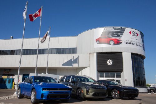 Detroit, Detroit Automakers Slashed Canadian Production, Setting Up Tense Union Talks