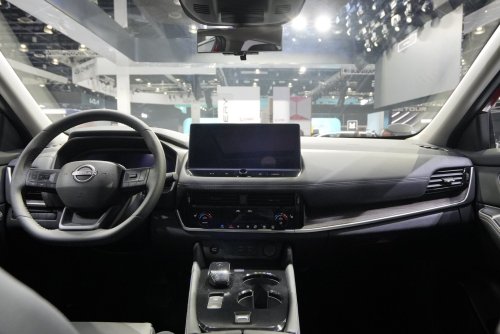 The Nissan Primera Americans Knew As The Infiniti G20 Is Back As A Chinese EV