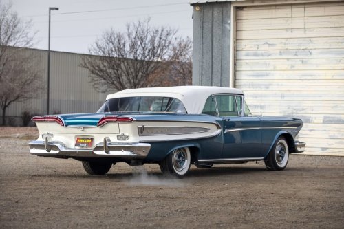 Cybertruck, Ford, The Cybertruck Is Flopping So Hard It Could Knock Ford’s Edsel Off Its Throne