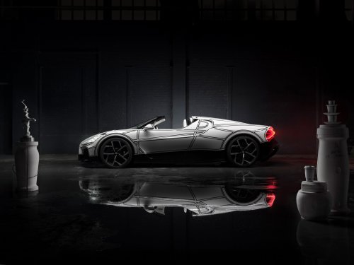 Bugatti’s 261-MPH Hypercar Has A Gas Cap Made Of Fine China
