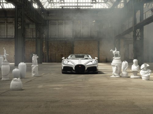 Bugatti’s 261-MPH Hypercar Has A Gas Cap Made Of Fine China