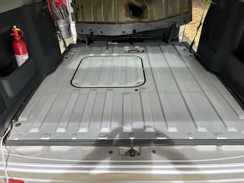 Honda’s Tiny Vamos Van Has RWD, A Manual, And An Engine Under The Back Seats