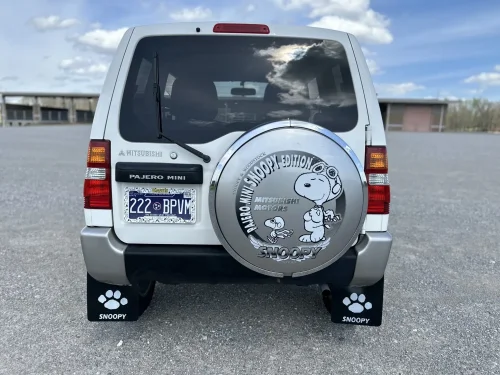 The Mitsubishi Pajero You Know Is A Full-Size SUV. This Snoopy One Is A Kei Car