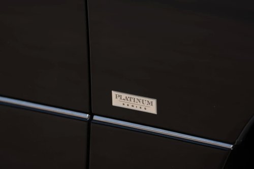 This 1,500-Mile Lexus LS400 Never Learned How To Spy On You