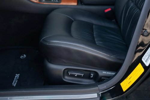 This 1,500-Mile Lexus LS400 Never Learned How To Spy On You
