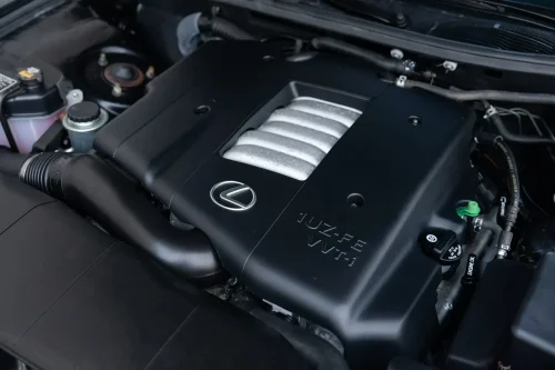 This 1,500-Mile Lexus LS400 Never Learned How To Spy On You