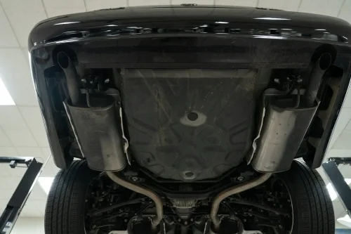 This 1,500-Mile Lexus LS400 Never Learned How To Spy On You