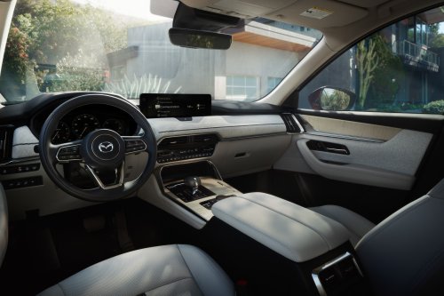 An 8-Seat Mazda Is Faster And Lighter Than A 420-HP Dodge Charger R/T