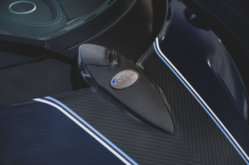 This Is The World’s First Huayra Roadster With A Third Pedal