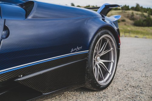 This Is The World’s First Huayra Roadster With A Third Pedal