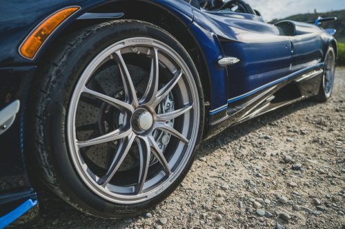 This Is The World’s First Huayra Roadster With A Third Pedal