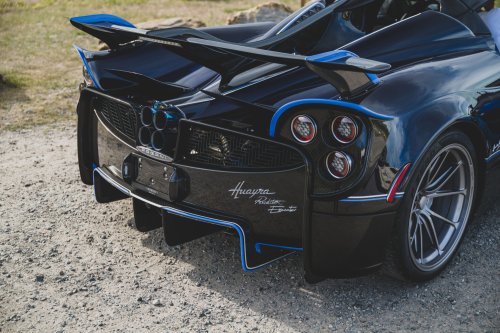 This Is The World’s First Huayra Roadster With A Third Pedal