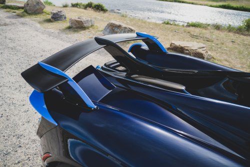 This Is The World’s First Huayra Roadster With A Third Pedal