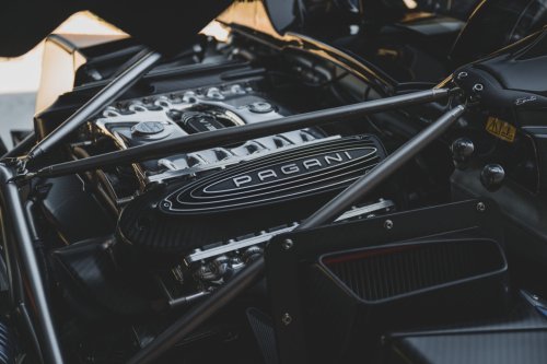 This Is The World’s First Huayra Roadster With A Third Pedal