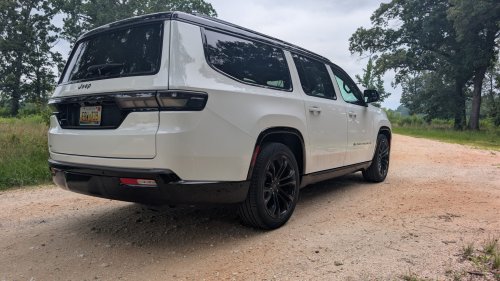 The 2026 Jeep Grand Wagoneer L Is The Full-Size SUV To Beat, Even If I’d Buy Something Else