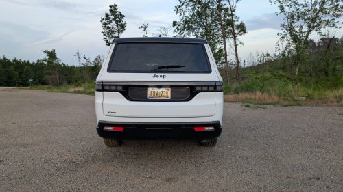 The 2026 Jeep Grand Wagoneer L Is The Full-Size SUV To Beat, Even If I’d Buy Something Else