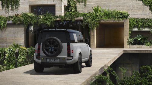 Land Rover, Rover, Land Rover’s Defender Facelift Costs The Octa 93 HP, While The New Vertex Steals Its Angry Face