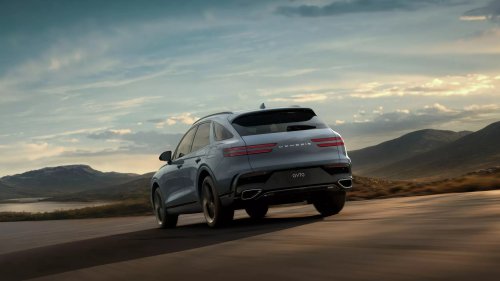 Genesis’ “Facelifted” GV70 Forgot The Whole Facelift Part