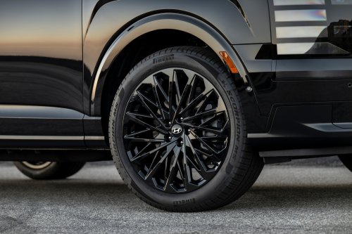 Hyundai’s Popular Palisade Gets A Blacked Out Range-Topper