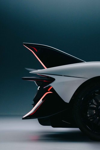 The Apollo Evo Caribbean Dragon’s V12 Screams With A Ferrari Accent