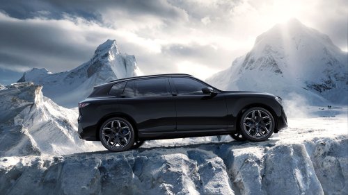 BMW, BMW X5, There’s A New BMW X5 That Out-Rooms The X7 And Has An 8K Cinema, But It’s Not For You
