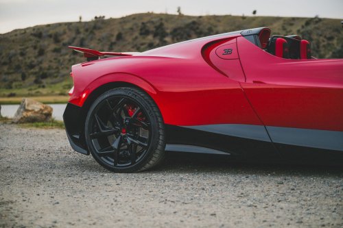 Bugatti, Someone Drove Their Bugatti 321 Miles And Might Pocket Millions For Their Trouble