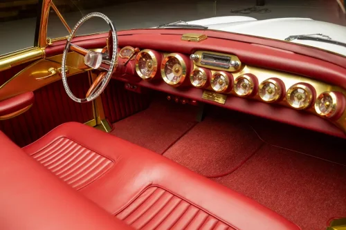 This 1955 Cadillac Elegante Concept Wears Gold Like It’s Load-Bearing