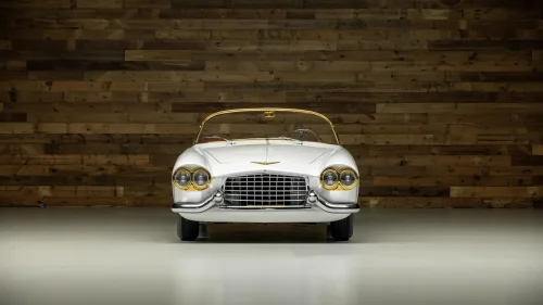 Cadillac, This 1955 Cadillac Elegante Concept Wears Gold Like It’s Load-Bearing