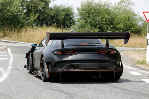 BYD’s Most Unhinged Supercar Hits 62 MPH Faster Than You Can Say The Number