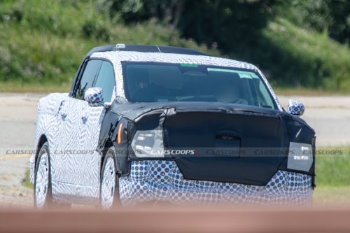 Ford’s New $30K EV Truck Barely Clears An Expedition’s Shoulder