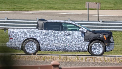 Ford’s New $30K EV Truck Barely Clears An Expedition’s Shoulder