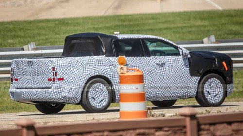 Ford’s New $30K EV Truck Barely Clears An Expedition’s Shoulder