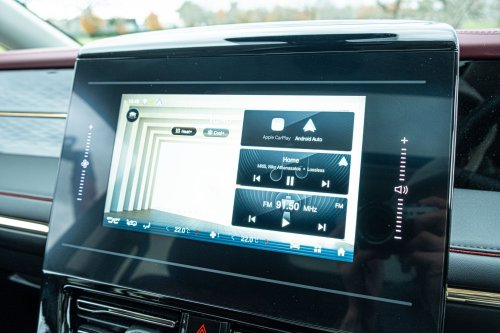 GAC’s M8 Minivan Costs Less Than Half A Lexus LM 500h, But Nothing About It Feels Halved