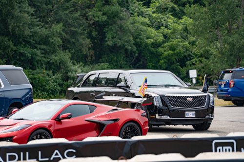 Trump Ordered 250 Escalades For The Secret Service And Called Them Spoiled