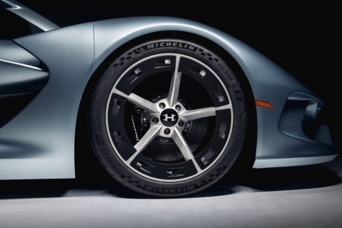 Hennessey’s $2.5M Hypercar Has A Gated Manual, A Physical Key, And Zero Turbos