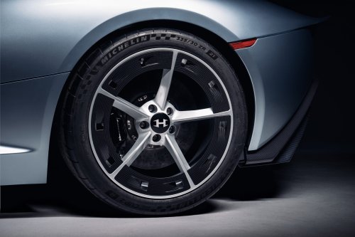 Hennessey’s $2.5M Hypercar Has A Gated Manual, A Physical Key, And Zero Turbos