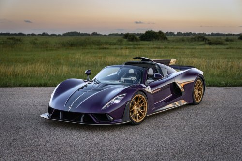 Hennessey, Hennessey’s First Venom F5-M Customer Put A Gold Badge Up Front And His Name On The Back