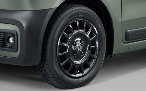 Honda Thinks Its $11K Kei Van Needs Type R Accents And Wheels That Flex On Purpose