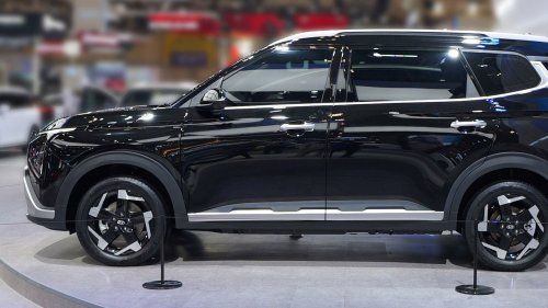 Hyundai, Kia, Hyundai’s New Electric Minivan Is Really Just A Kia