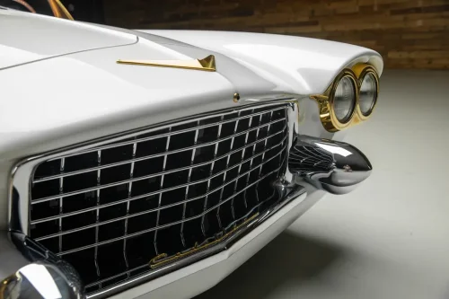 This 1955 Cadillac Elegante Concept Wears Gold Like It’s Load-Bearing