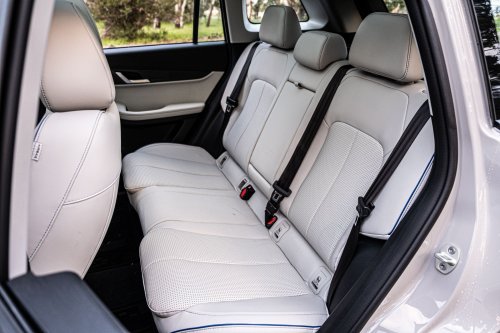 Jaecoo’s $26,000 ‘Temu Range Rover’ Is A Bargain Until You Actually Live With It