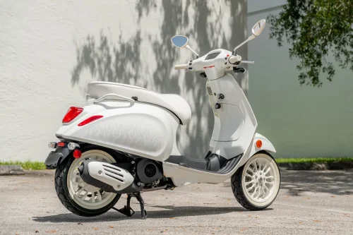 Somebody Rode This Justin Bieber Vespa 84 Miles, Then Gave Up