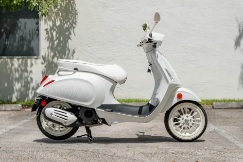 Somebody Rode This Justin Bieber Vespa 84 Miles, Then Gave Up