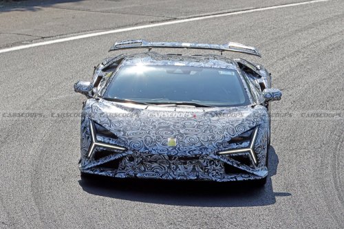 Lamborghini, Lamborghini’s Flagship V12 Is About To Get Considerably Angrier