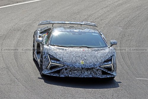 Lamborghini, Lamborghini’s Flagship V12 Is About To Get Considerably Angrier