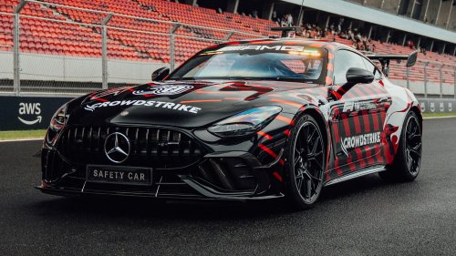 F1’s New Safety Car Ditched The Roof Lightbar For Something Smarter